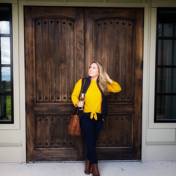 Meet your Posher, Amanda - Picture 15 of 15